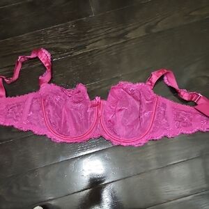 Chantelle Fuchsia Lace Underwire Bra